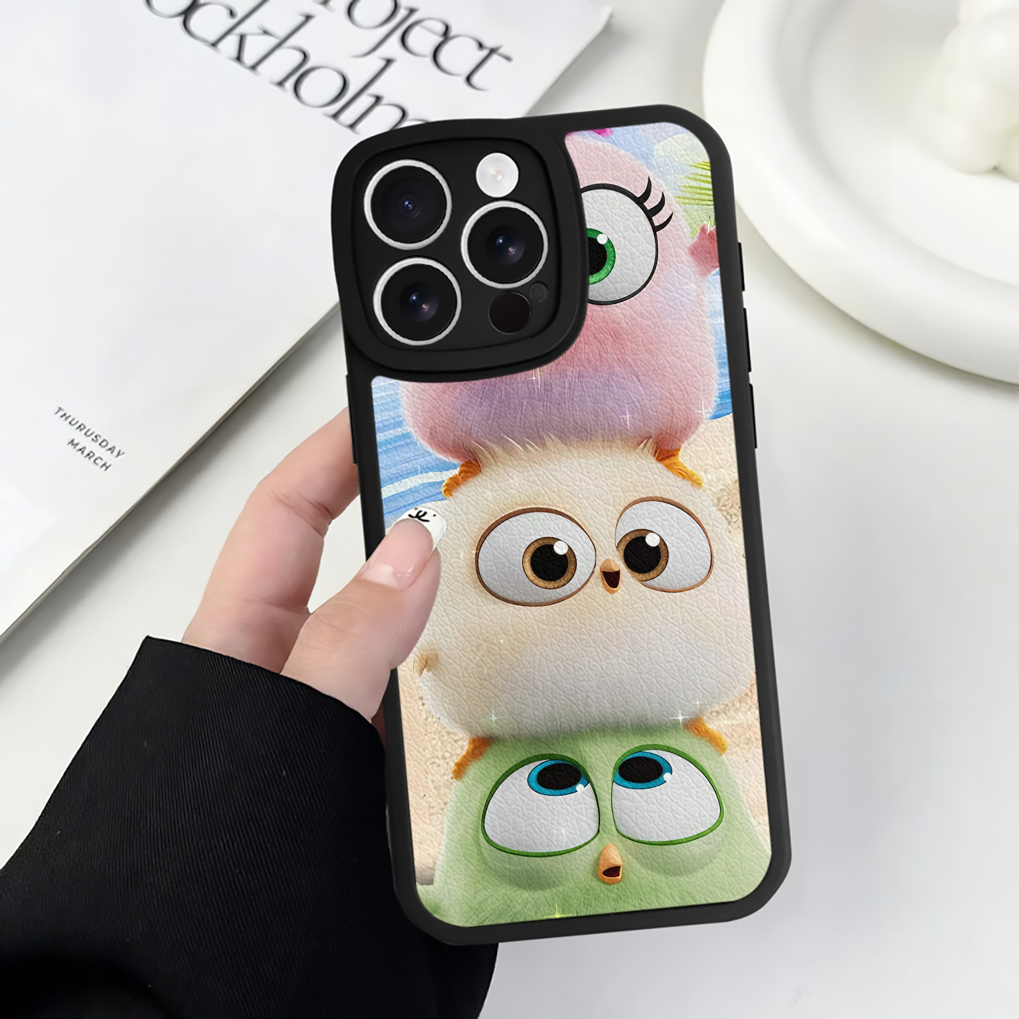 （画像用） Angry Birds アングリーバード 【iPhone 16シリーズ対応】シリコンスマホケース（レザー調） 材質：シリコン
